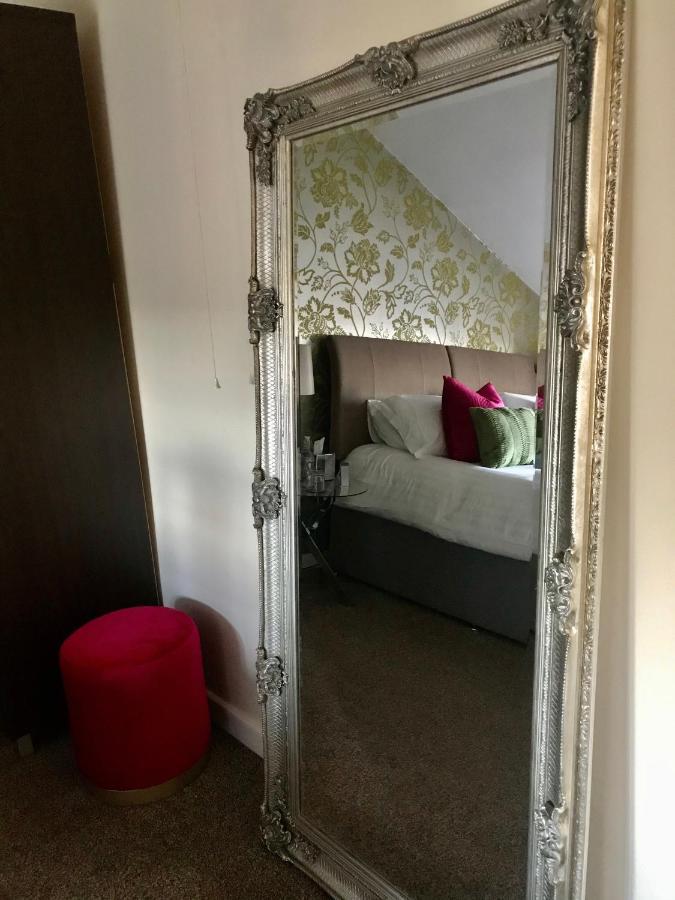 Willow Cottage B&B Yeadon Ngoại thất bức ảnh