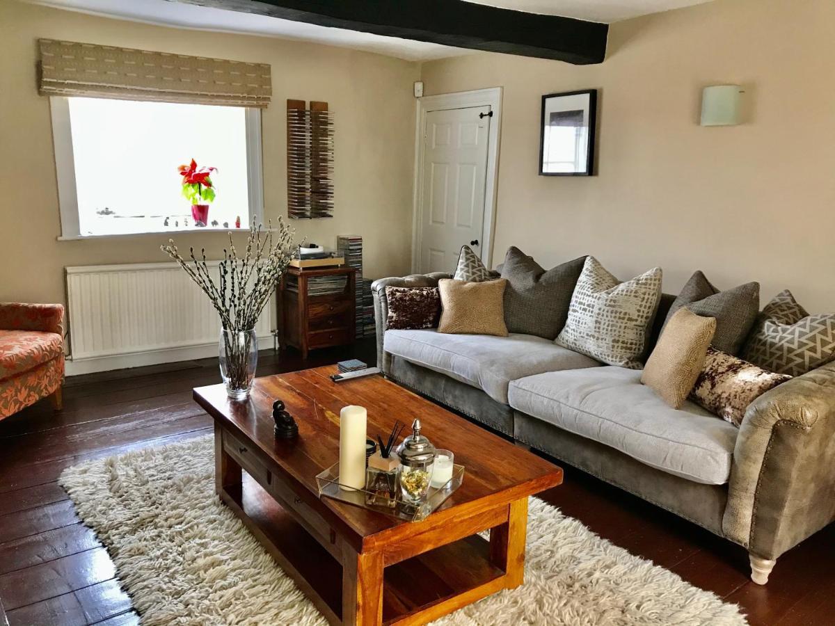 Willow Cottage B&B Yeadon Ngoại thất bức ảnh